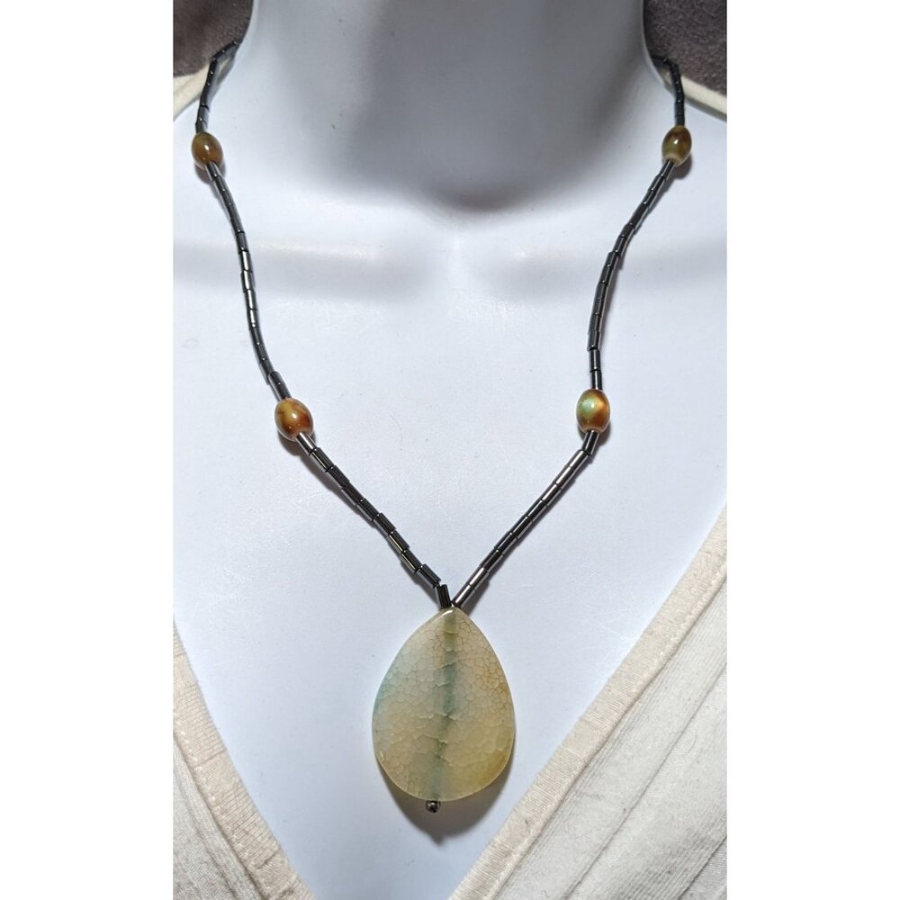Hematite Agate Teardrop Necklace - image 4